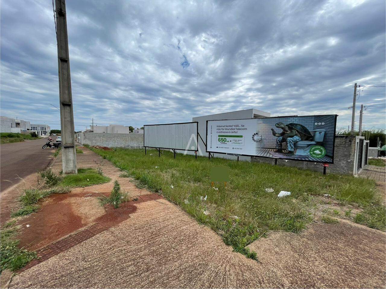 Terreno para à venda no Bairro CASCAVEL VELHO em CASCAVEL: 