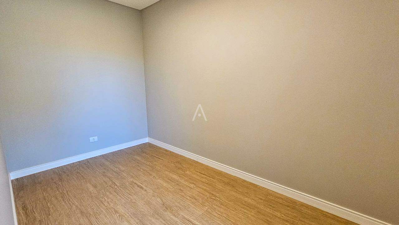 Sobrado para à venda no Bairro RECANTO TROPICAL em CASCAVEL: 