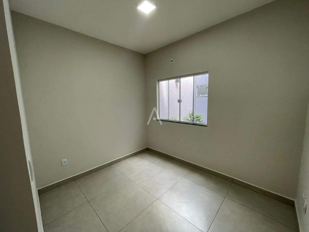 Casa Residencial para à venda no Bairro CASCAVEL VELHO em CASCAVEL: 