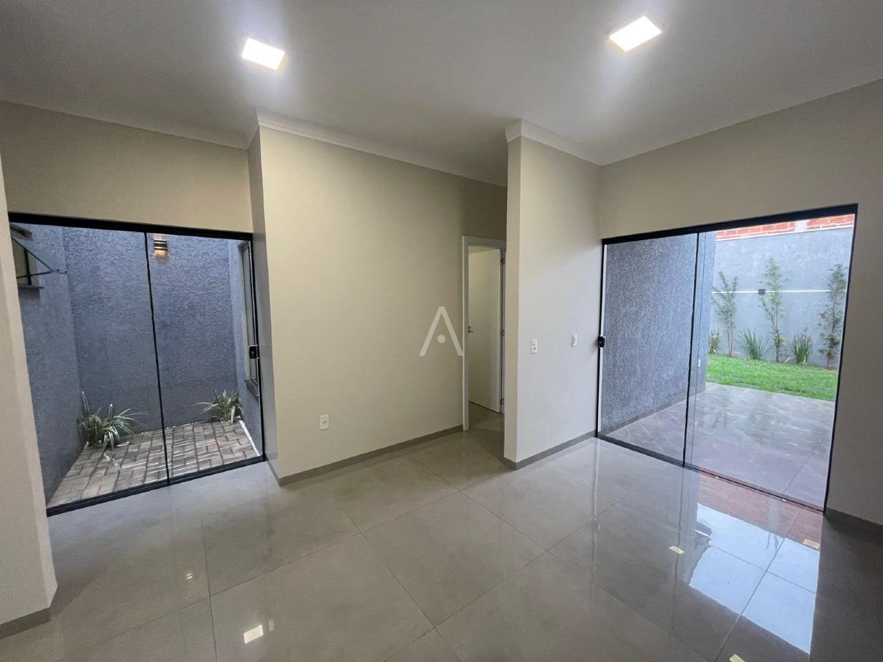 Casa Residencial para à venda no Bairro FLORESTA em CASCAVEL: 