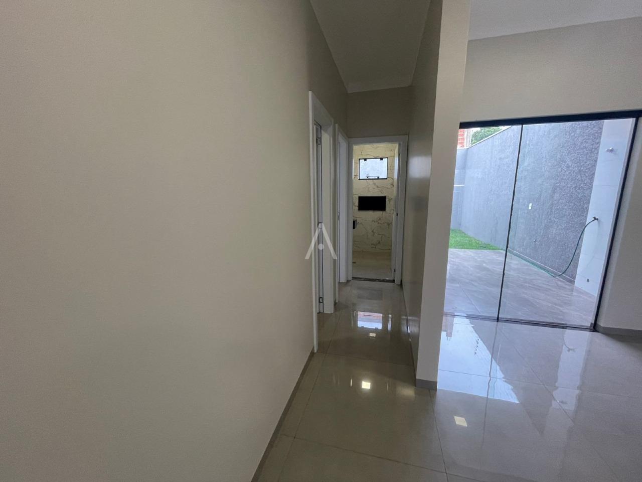 Casa Residencial para à venda no Bairro FLORESTA em CASCAVEL: 