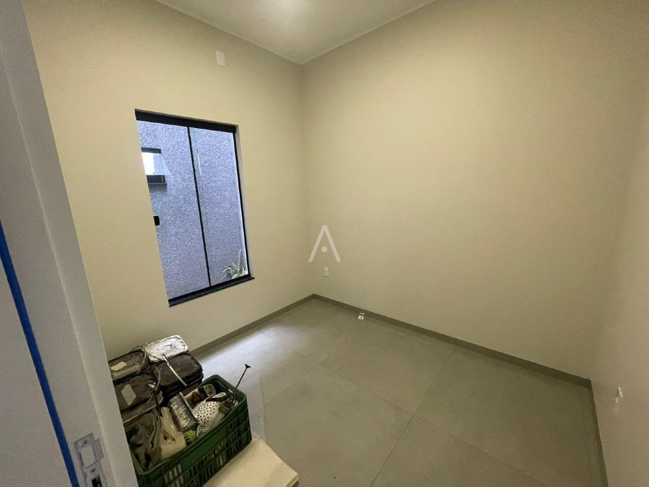 Casa Residencial para à venda no Bairro FLORESTA em CASCAVEL: 