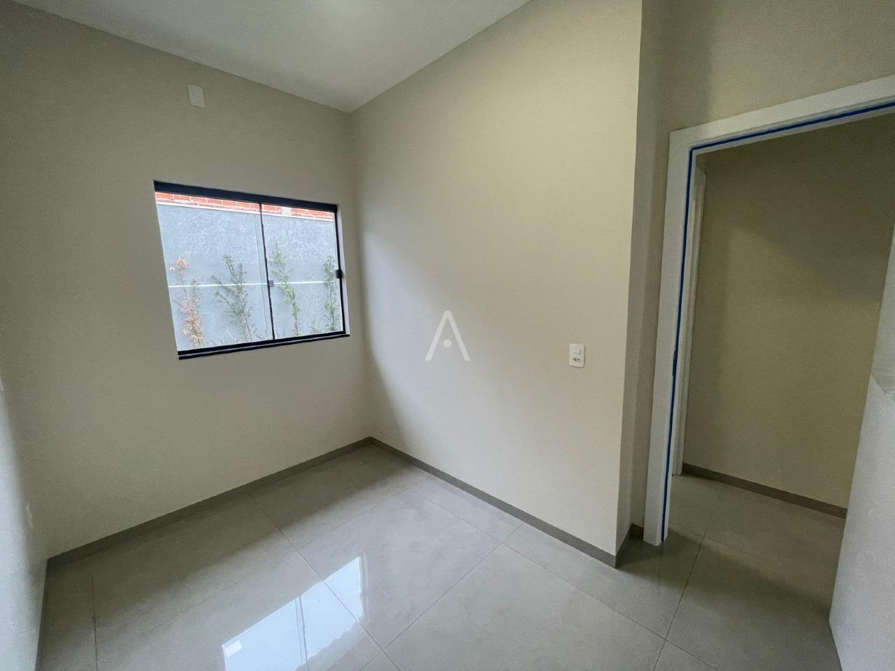 Casa Residencial para à venda no Bairro FLORESTA em CASCAVEL: 