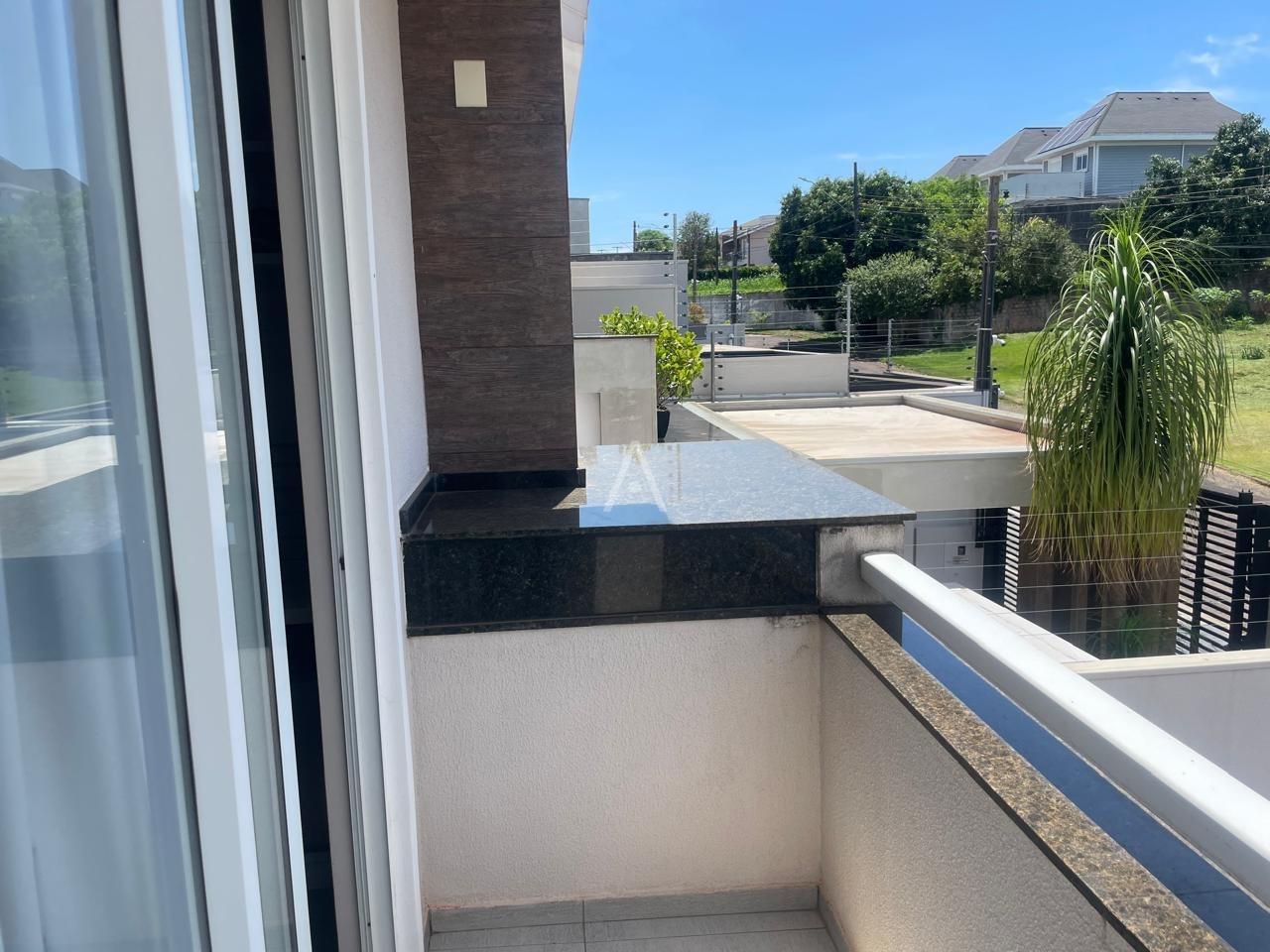 Sobrado para à venda no Bairro RECANTO TROPICAL em CASCAVEL: