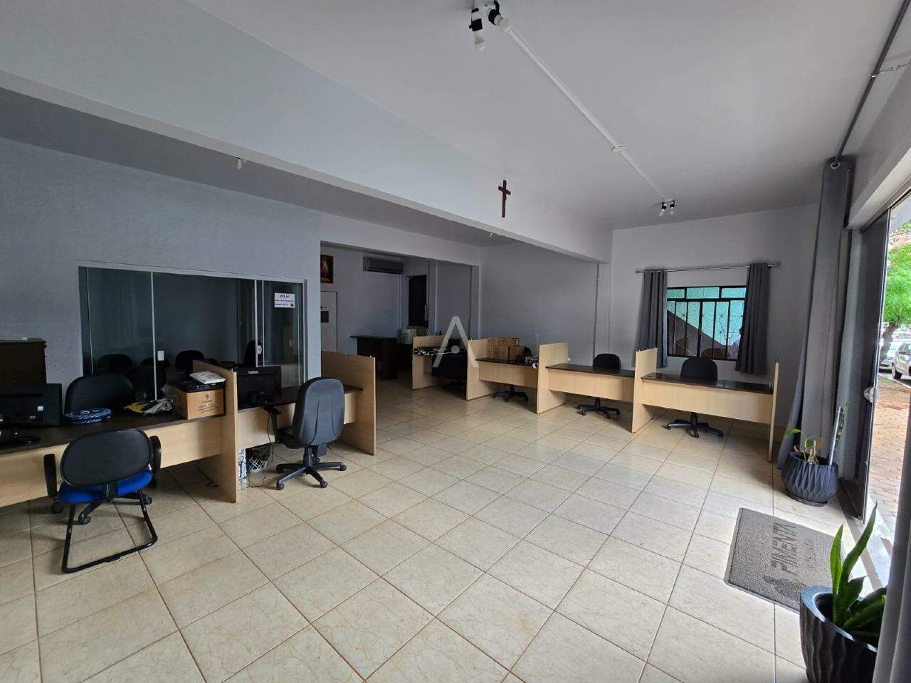 Sala Comercial para para aluguel no Bairro CENTRO em TOLEDO: 