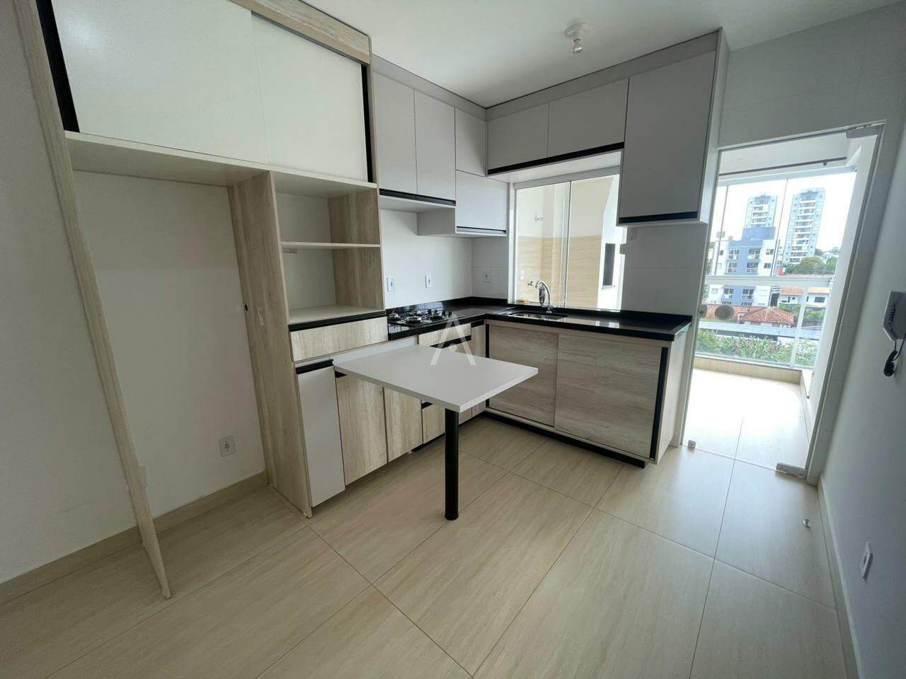 Apartamento para à venda no Bairro CANCELLI em CASCAVEL: 