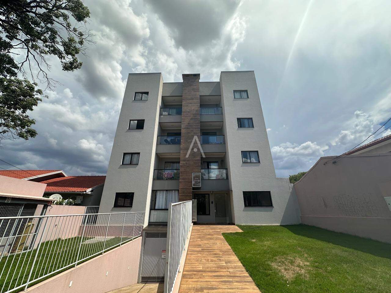 Apartamento para à venda no Bairro CENTRO em TOLEDO: 