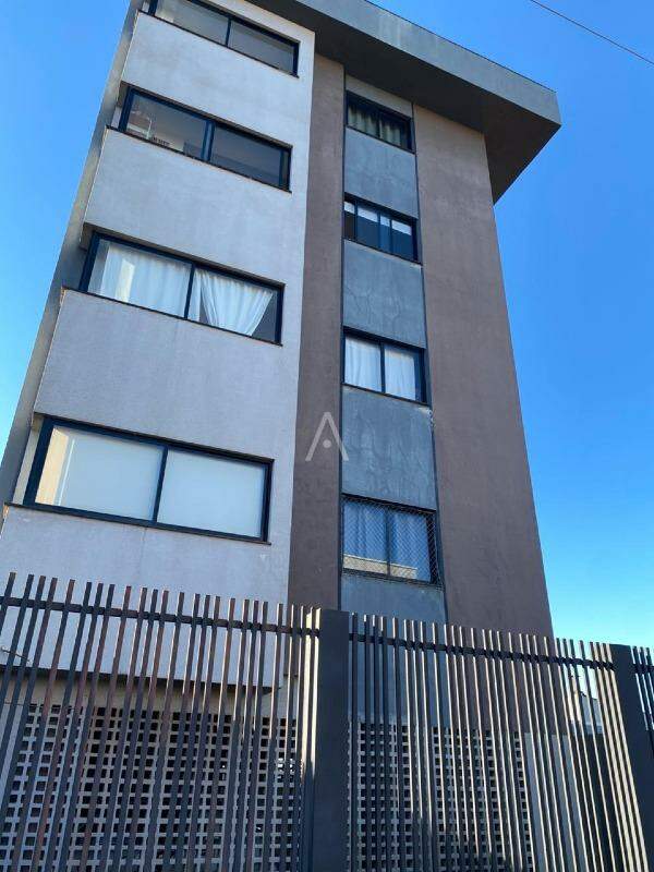 Apartamento para à venda no Bairro PARQUE SAO PAULO em CASCAVEL: 