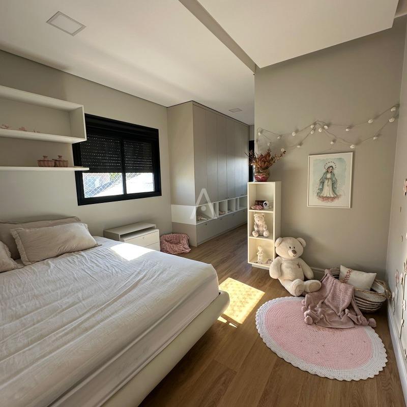 Sobrado para à venda no Bairro JARDIM GISELA em TOLEDO: 