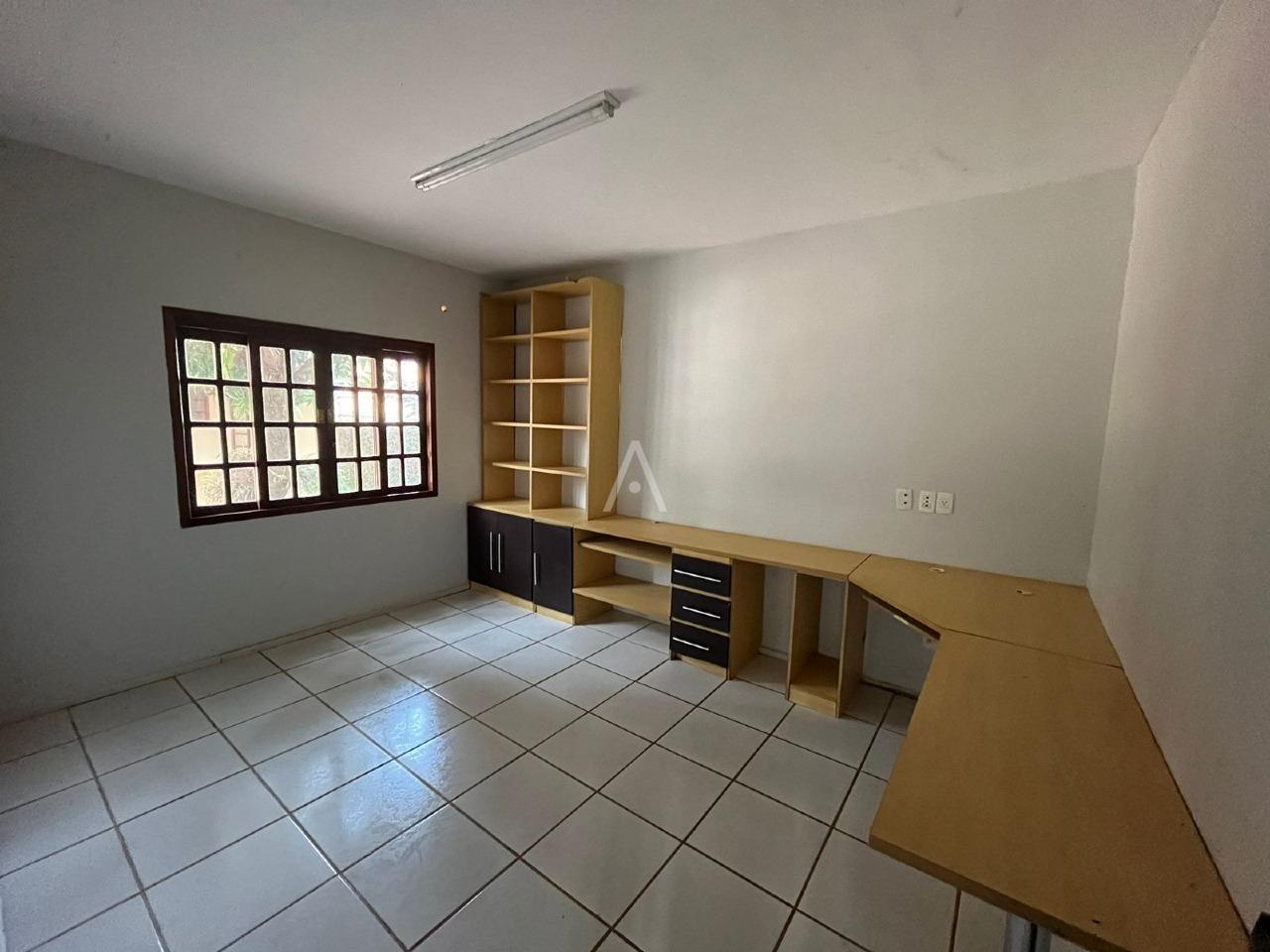 Casa Residencial para à venda no Bairro JARDIM PANCERA em TOLEDO: 