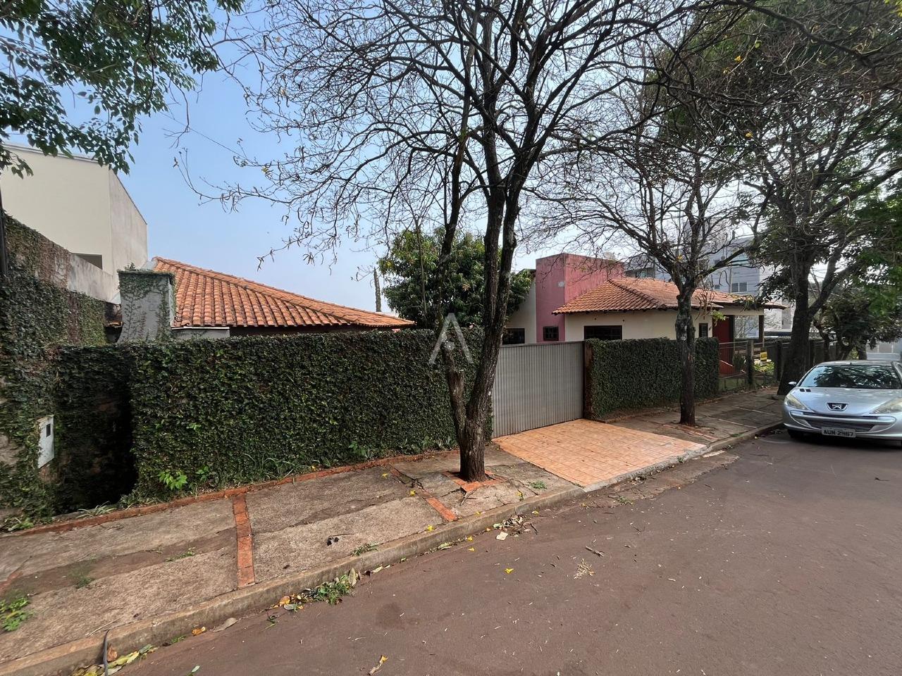Casa Residencial para à venda no Bairro JARDIM PANCERA em TOLEDO: 
