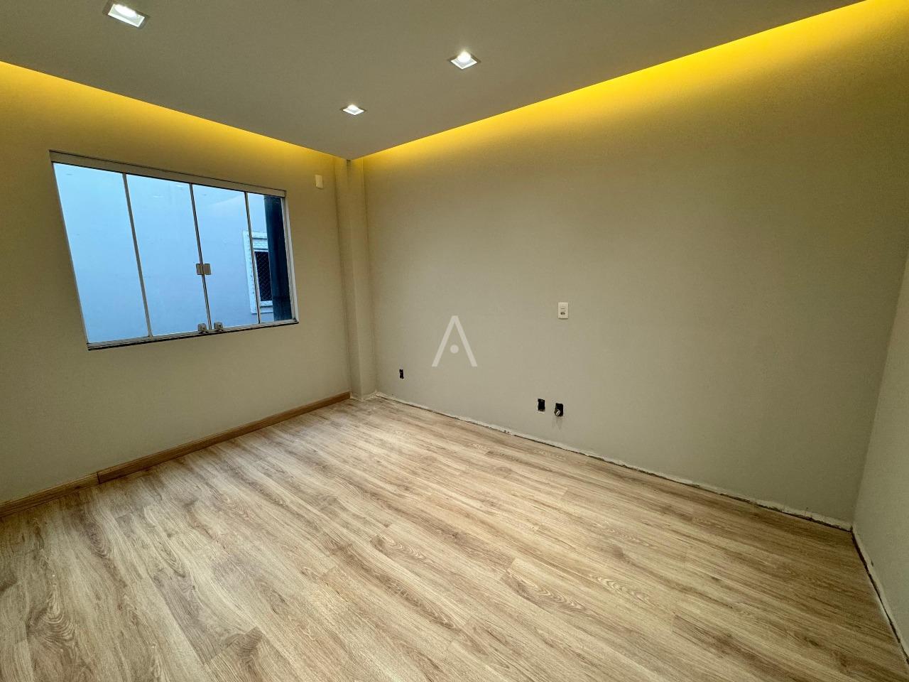 Sobrado para à venda no Bairro JARDIM GISELA em TOLEDO: 