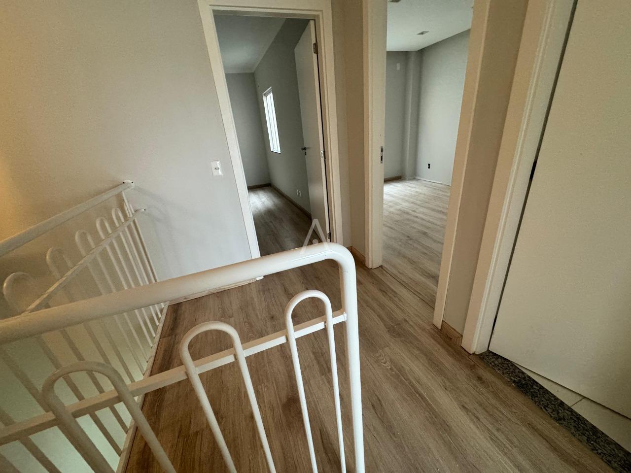 Sobrado para à venda no Bairro JARDIM GISELA em TOLEDO: 