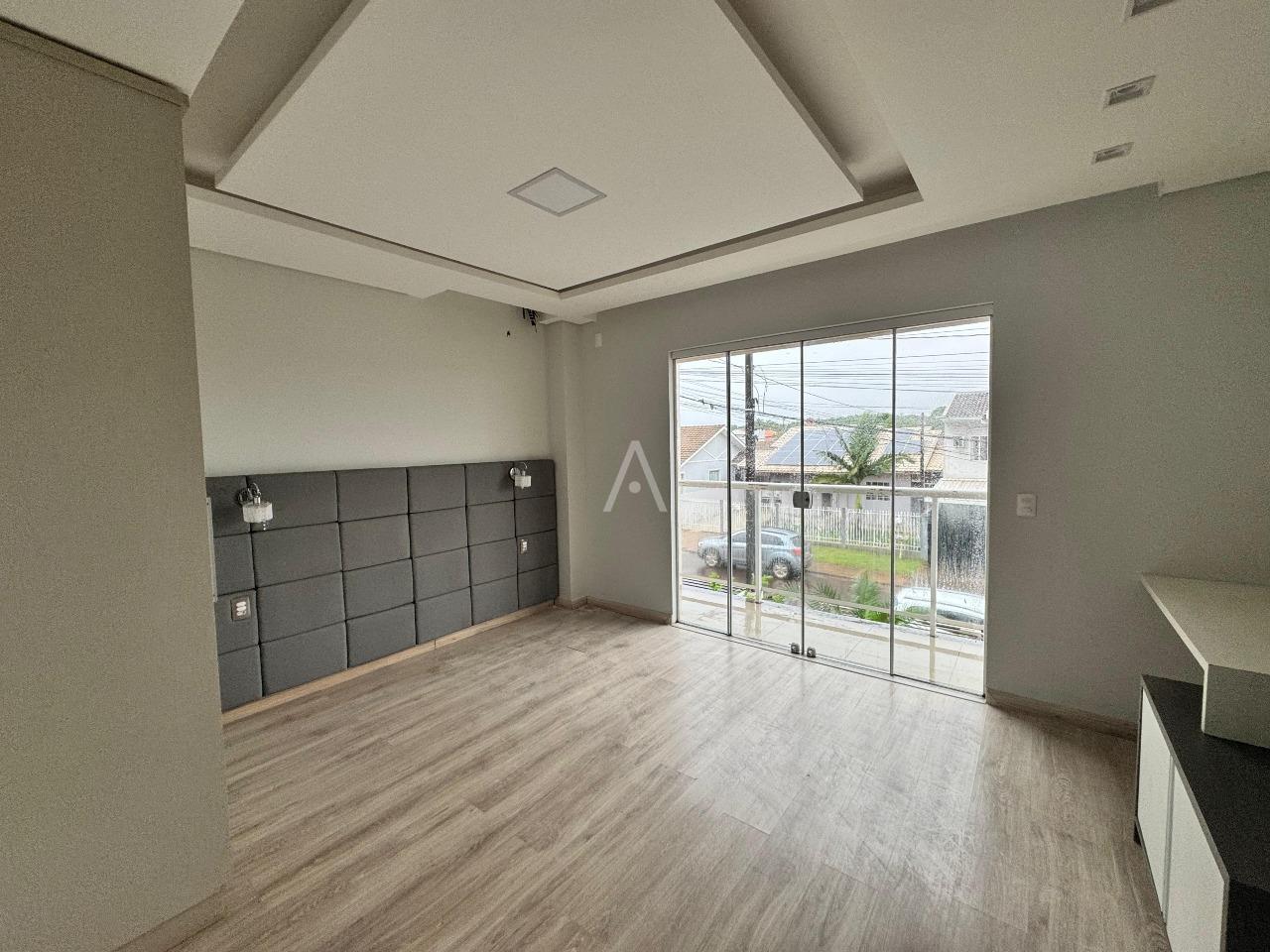 Sobrado para à venda no Bairro JARDIM GISELA em TOLEDO: 