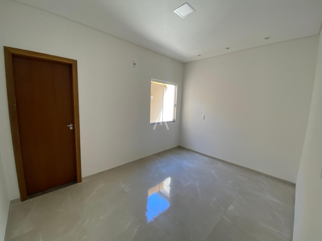 Casa Residencial para à venda no Bairro JARDIM COOPAGRO em TOLEDO: