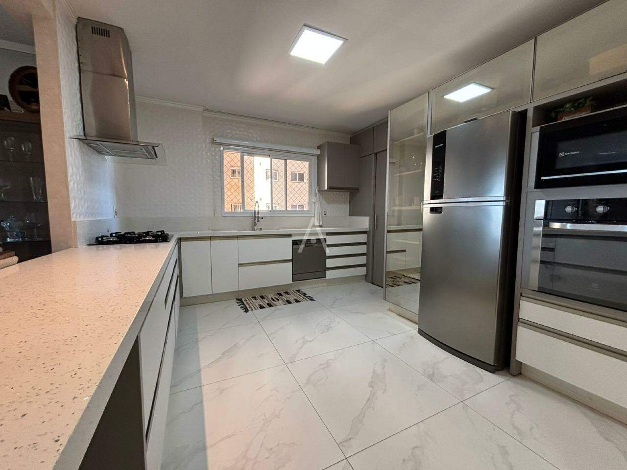 Apartamento para à venda no Bairro CENTRO em CASCAVEL: