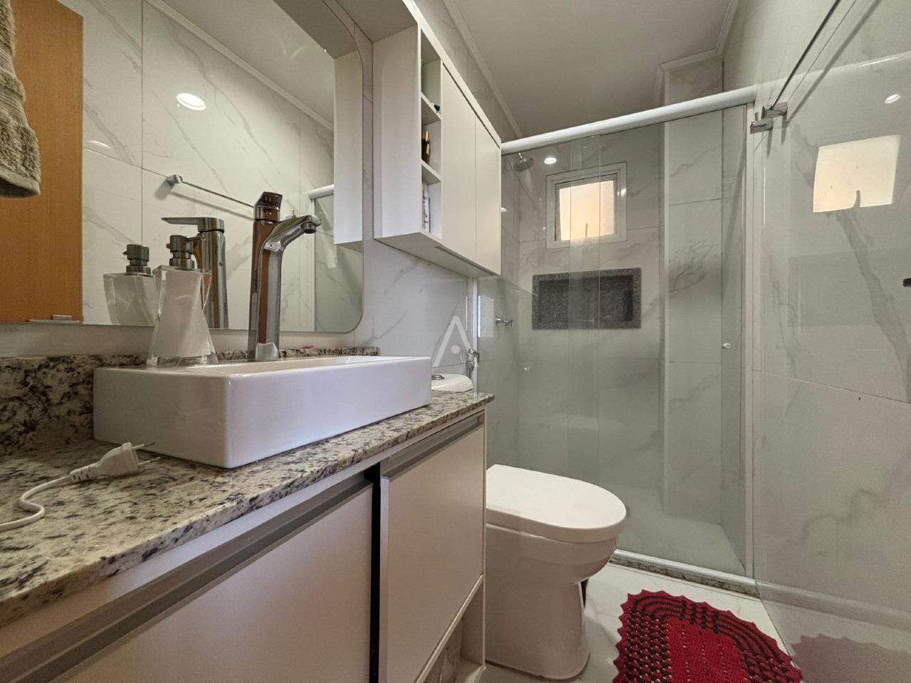 Apartamento para à venda no Bairro CENTRO em CASCAVEL: