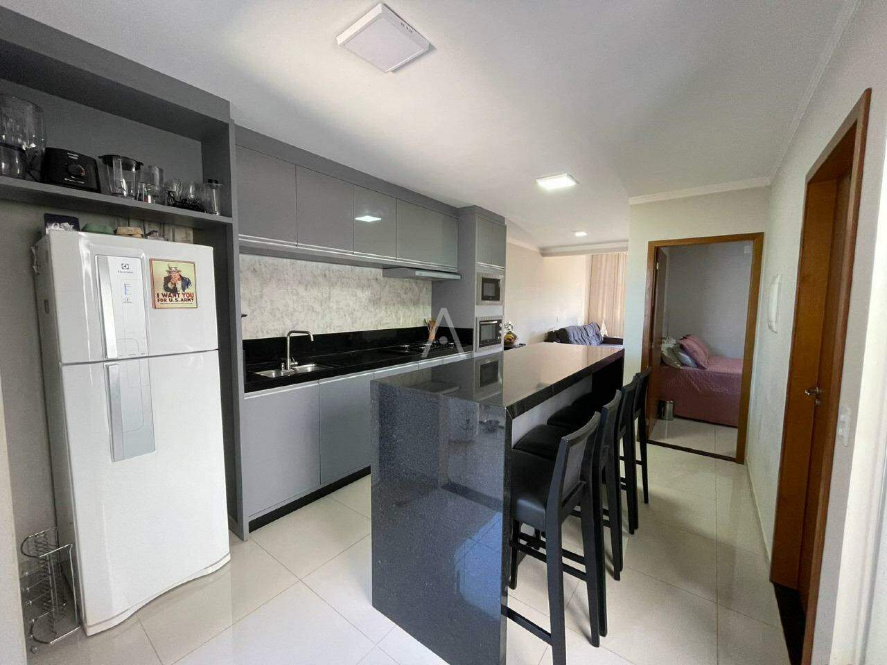 Casa Residencial para à venda no Bairro UNIVERSITARIO em CASCAVEL: 