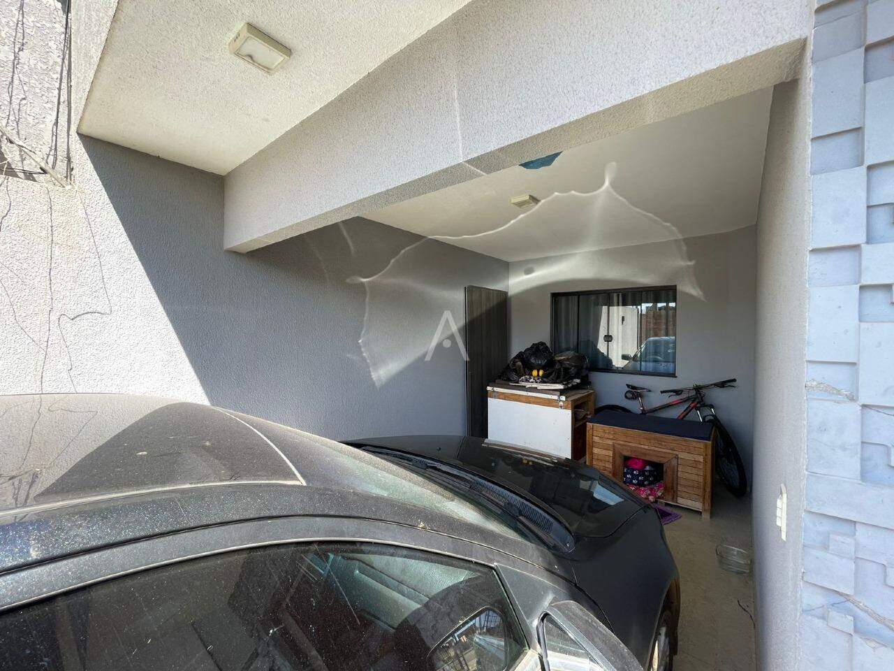 Casa Residencial para à venda no Bairro UNIVERSITARIO em CASCAVEL: 