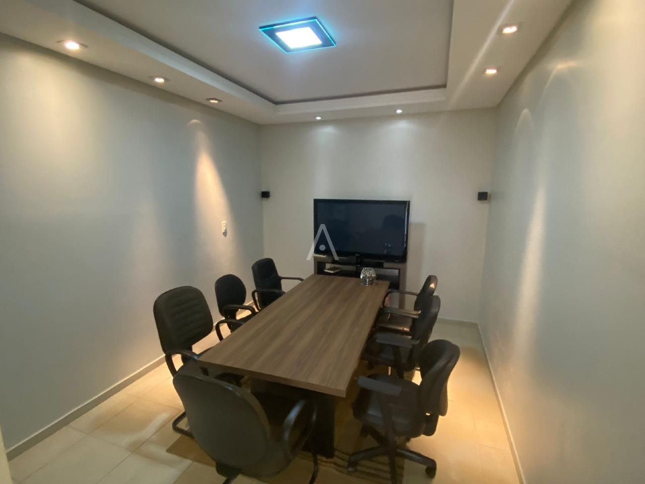 Sala Comercial para para aluguel no Bairro NEVA em CASCAVEL: Sala de reunião