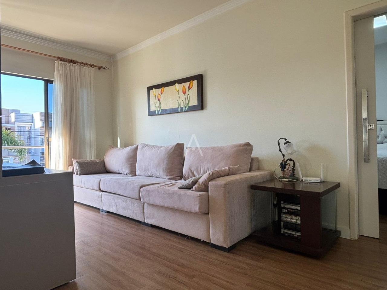 Sobrado para à venda no Bairro RECANTO TROPICAL em CASCAVEL: SALA DE ESTAR