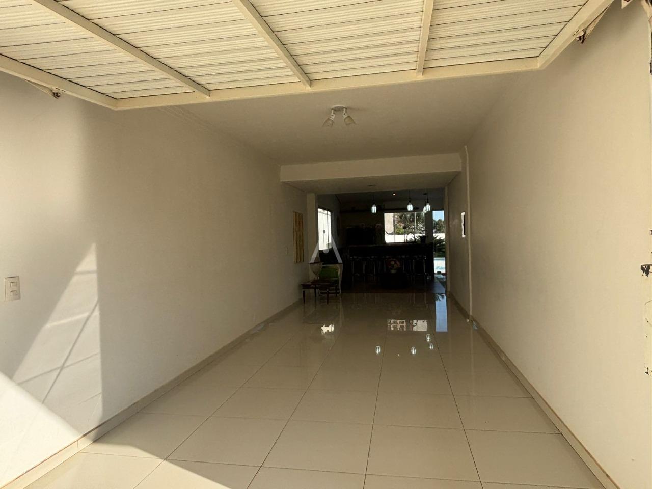 Sobrado para à venda no Bairro RECANTO TROPICAL em CASCAVEL: GARAGEM