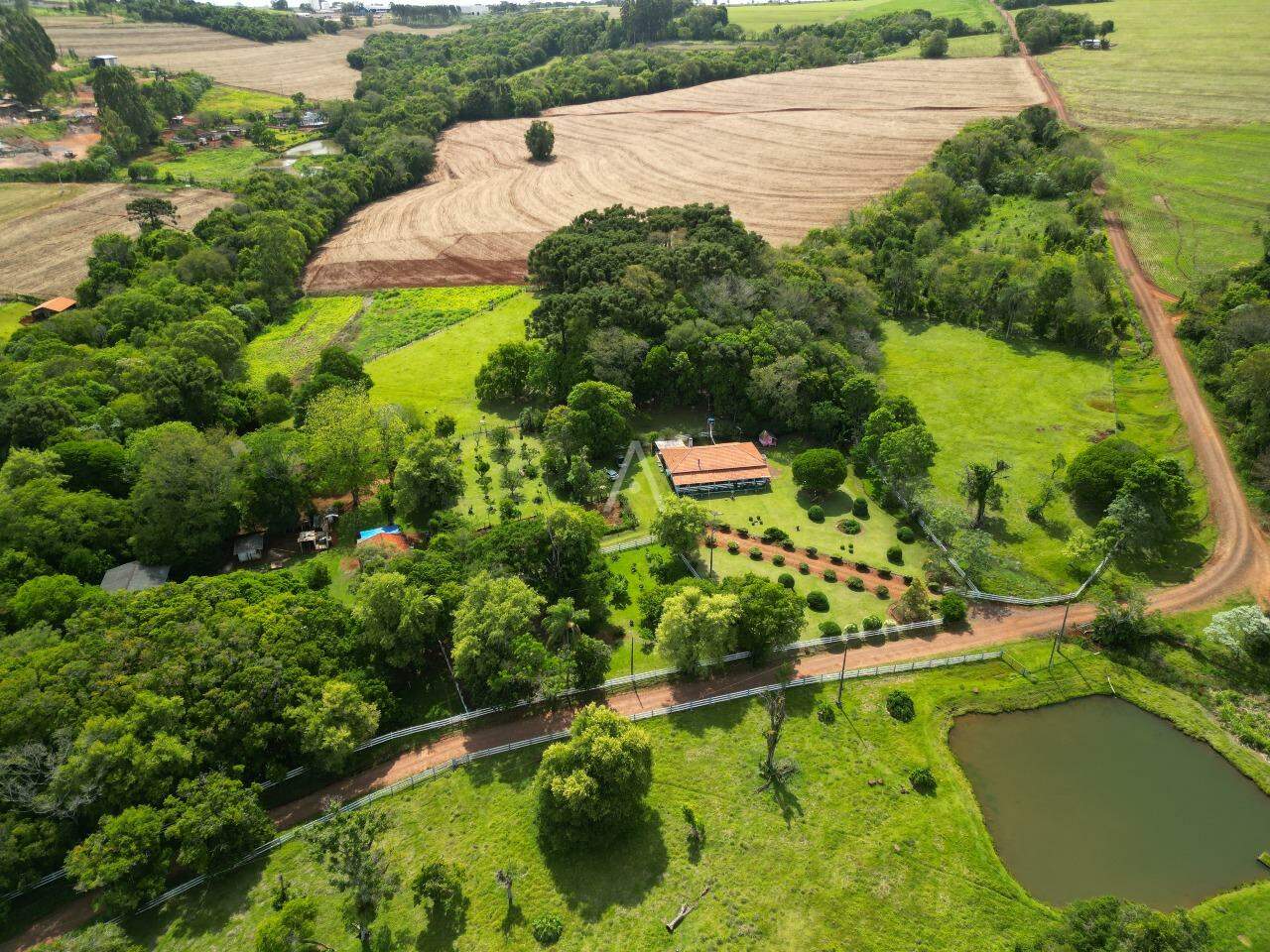 Terreno para à venda no Bairro Área Rural de Cascavel em CASCAVEL: 