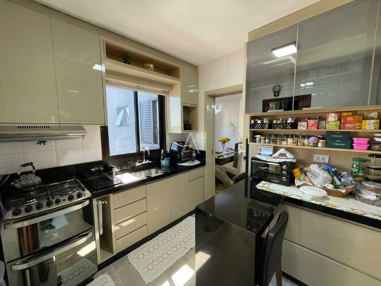 Apartamento para à venda no Bairro CENTRO em CASCAVEL: