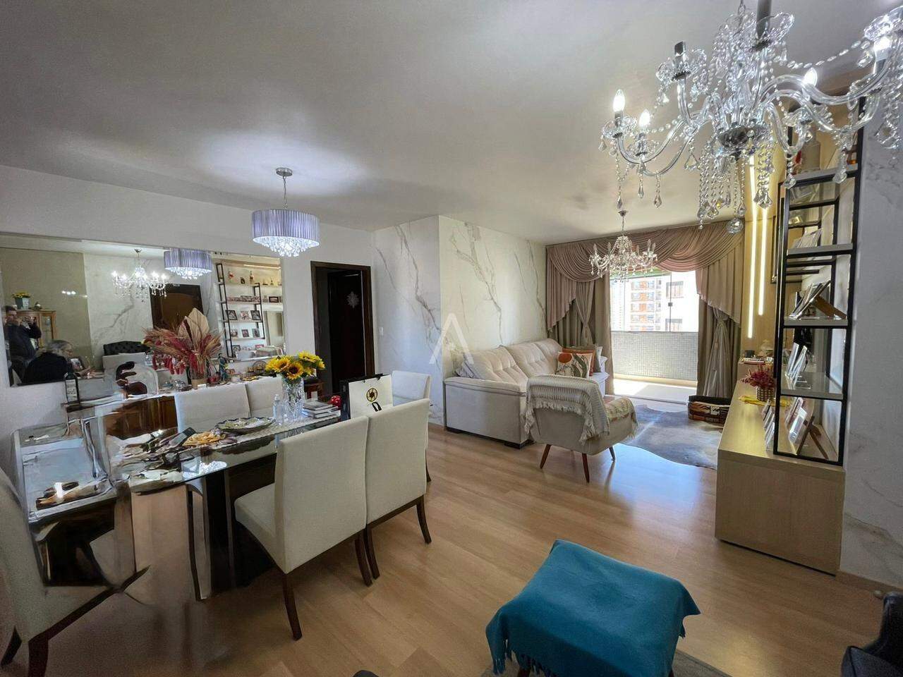 Apartamento para à venda no Bairro CENTRO em CASCAVEL: