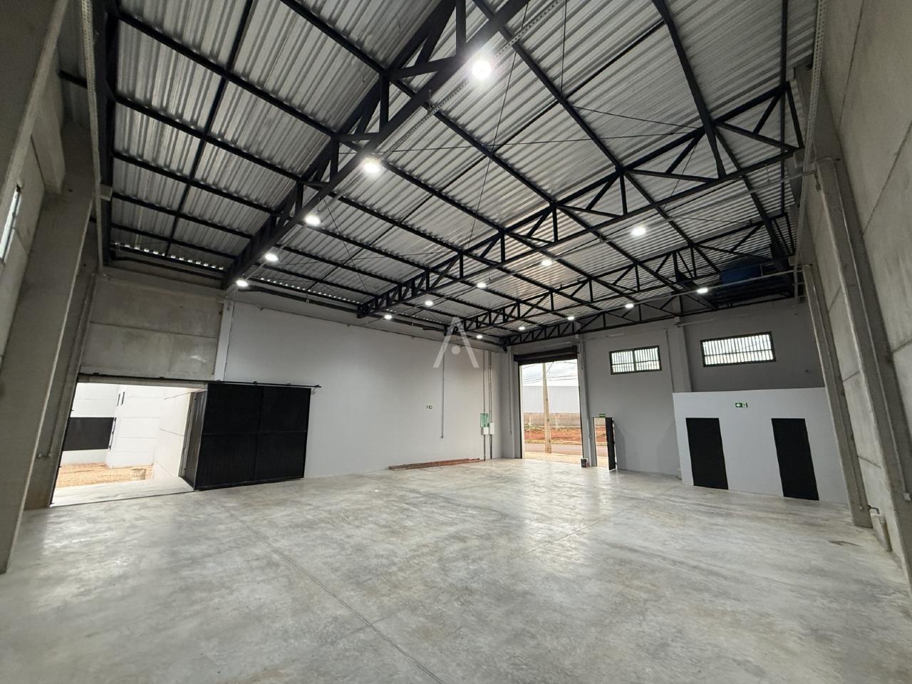 Barracão Comercial para para aluguel no Bairro Vista Linda em CASCAVEL: 