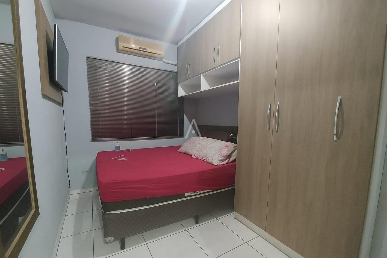 Casa Residencial para à venda no Bairro 14 DE NOVEMBRO em CASCAVEL: Quarto 01