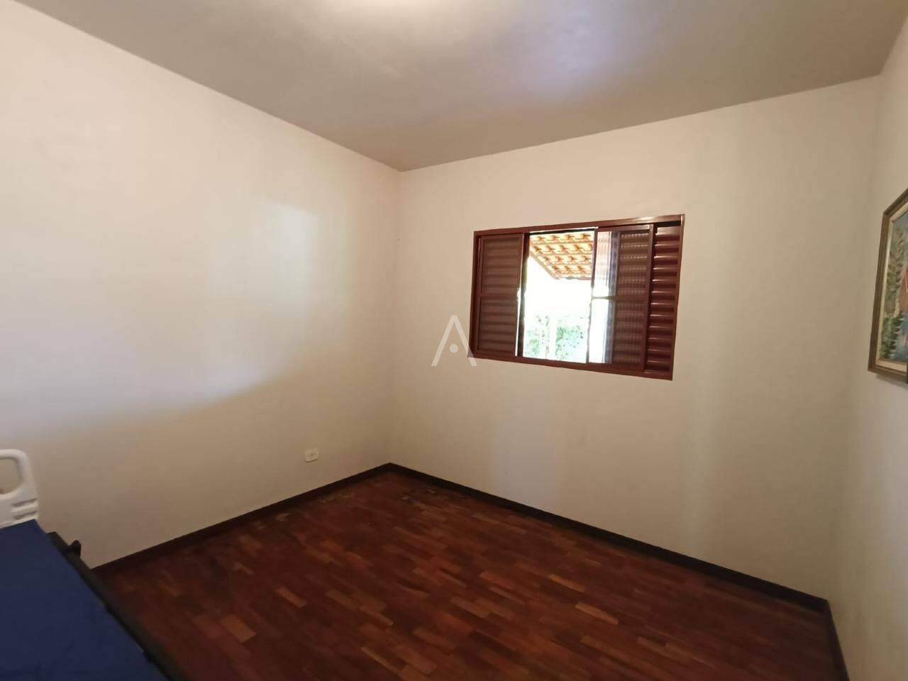 Casa Residencial para para aluguel no Bairro NEVA em CASCAVEL: 
