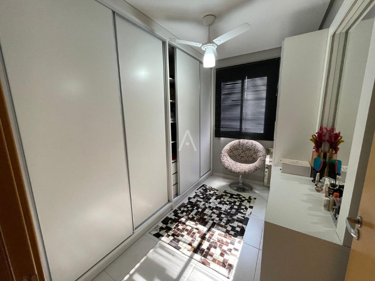 Apartamento para à venda no Bairro CANADA em CASCAVEL: 