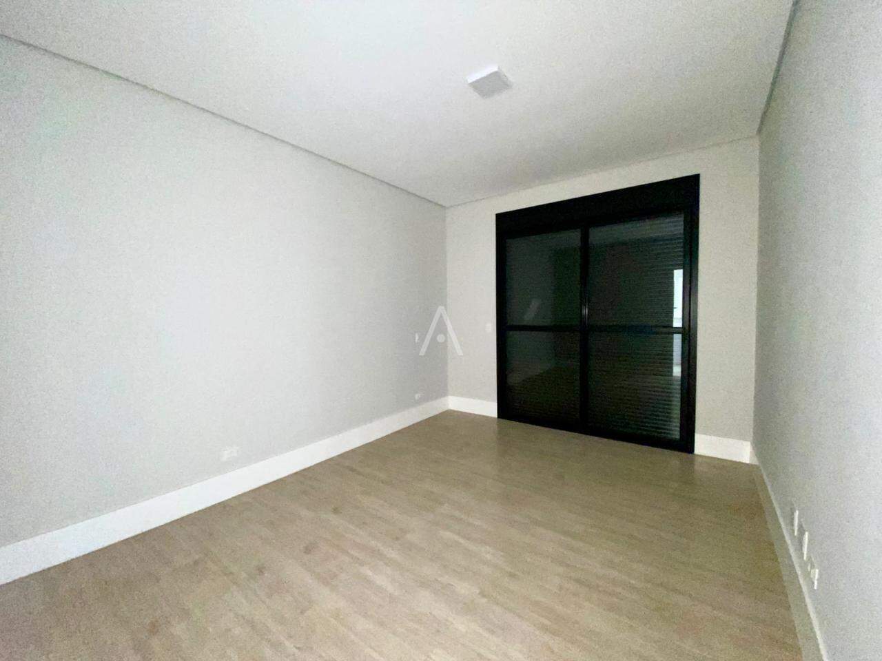 Apartamento para para aluguel no Bairro CENTRO em CASCAVEL: 