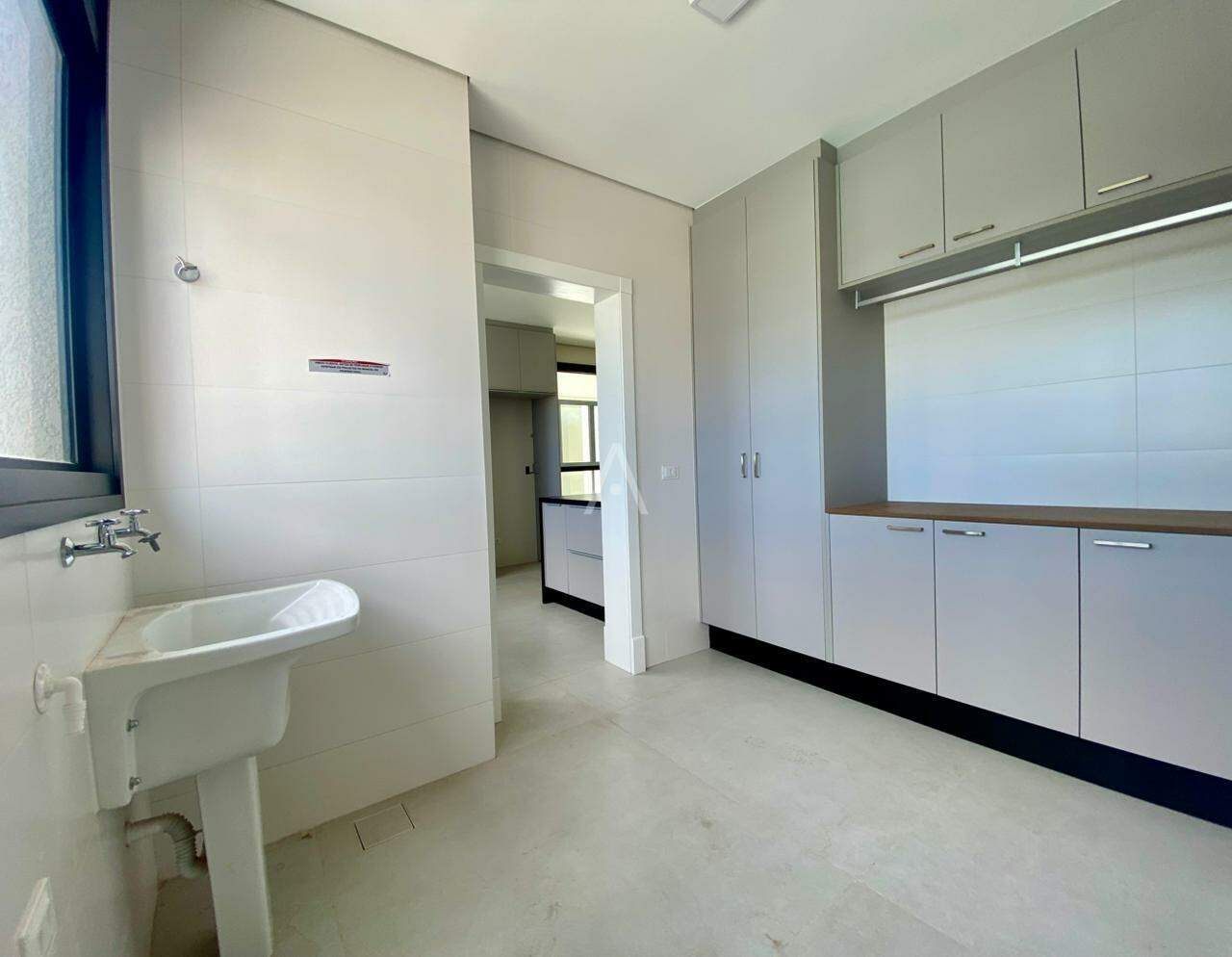Apartamento para para aluguel no Bairro CENTRO em CASCAVEL: 