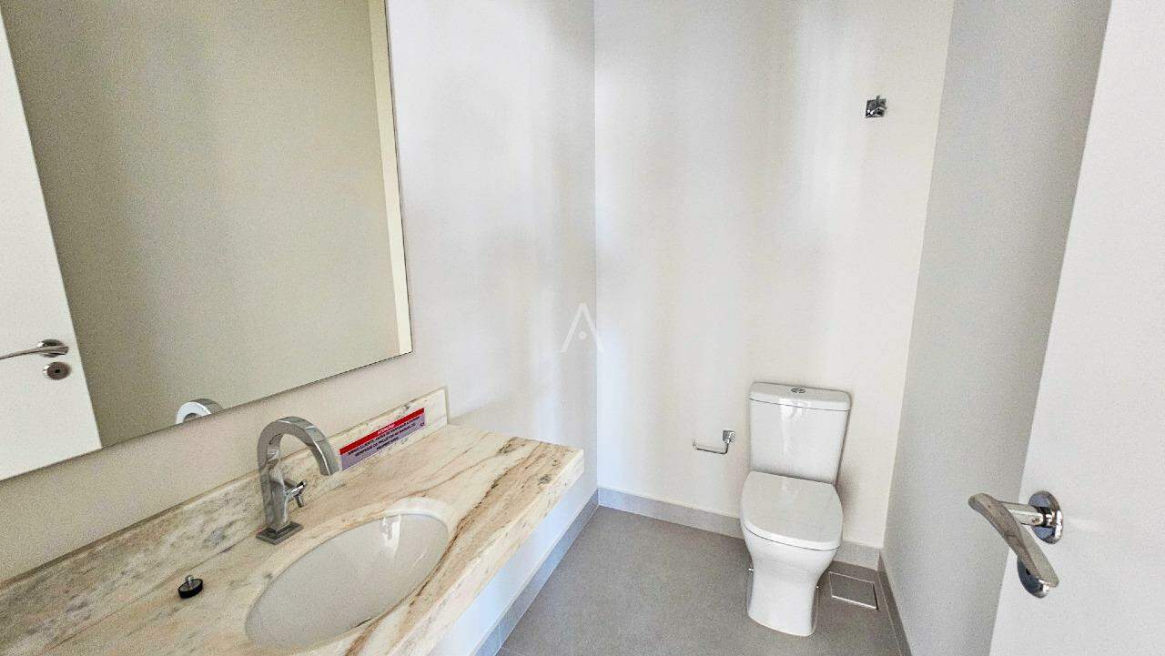 Apartamento para para aluguel no Bairro CENTRO em CASCAVEL: 