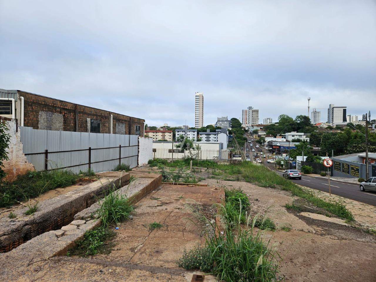 Terreno para à venda no Bairro PARQUE SAO PAULO em CASCAVEL: 