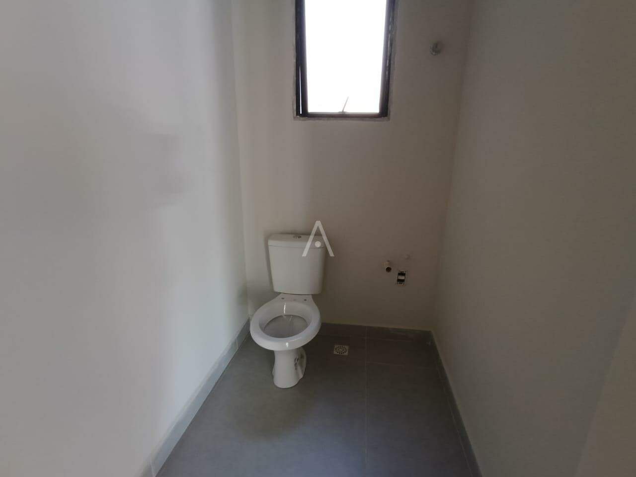 Sala Comercial para para aluguel no Bairro CENTRO em CASCAVEL: BANHEIRO DA SALA 