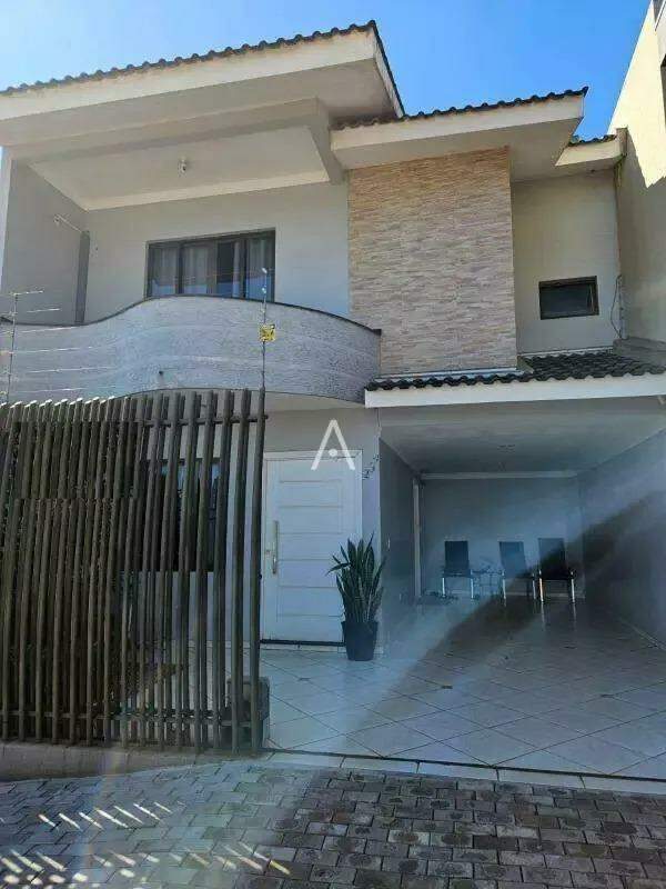 Sobrado para à venda no Bairro COQUEIRAL em CASCAVEL: 