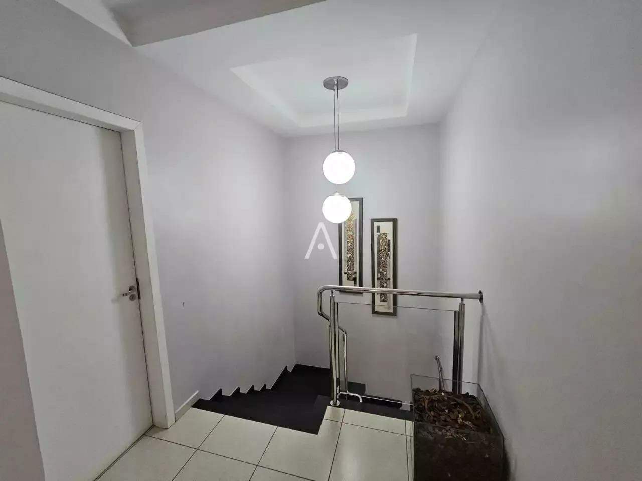 Sobrado para à venda no Bairro COQUEIRAL em CASCAVEL: