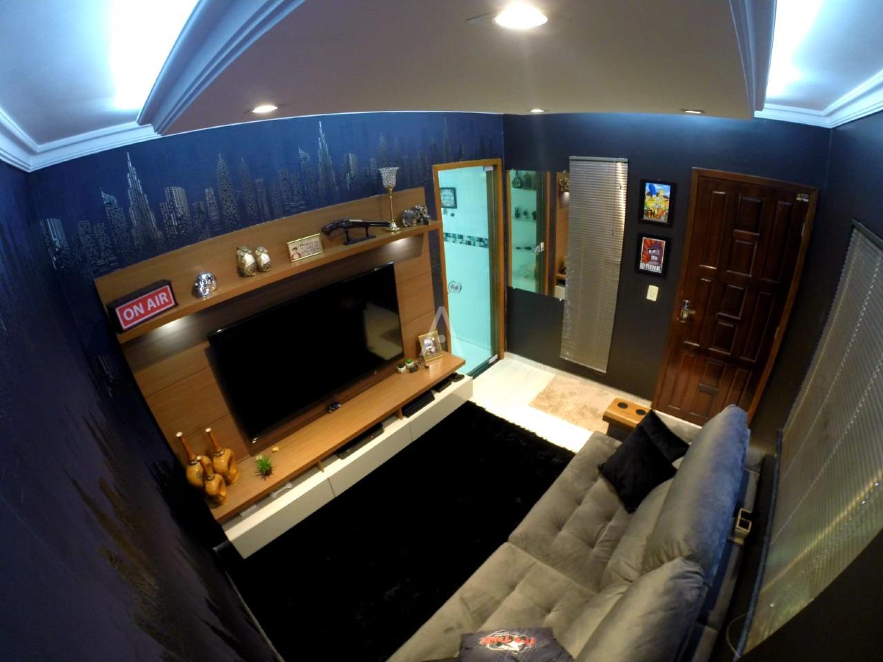 Casa Residencial para à venda no Bairro ESMERALDA em CASCAVEL: