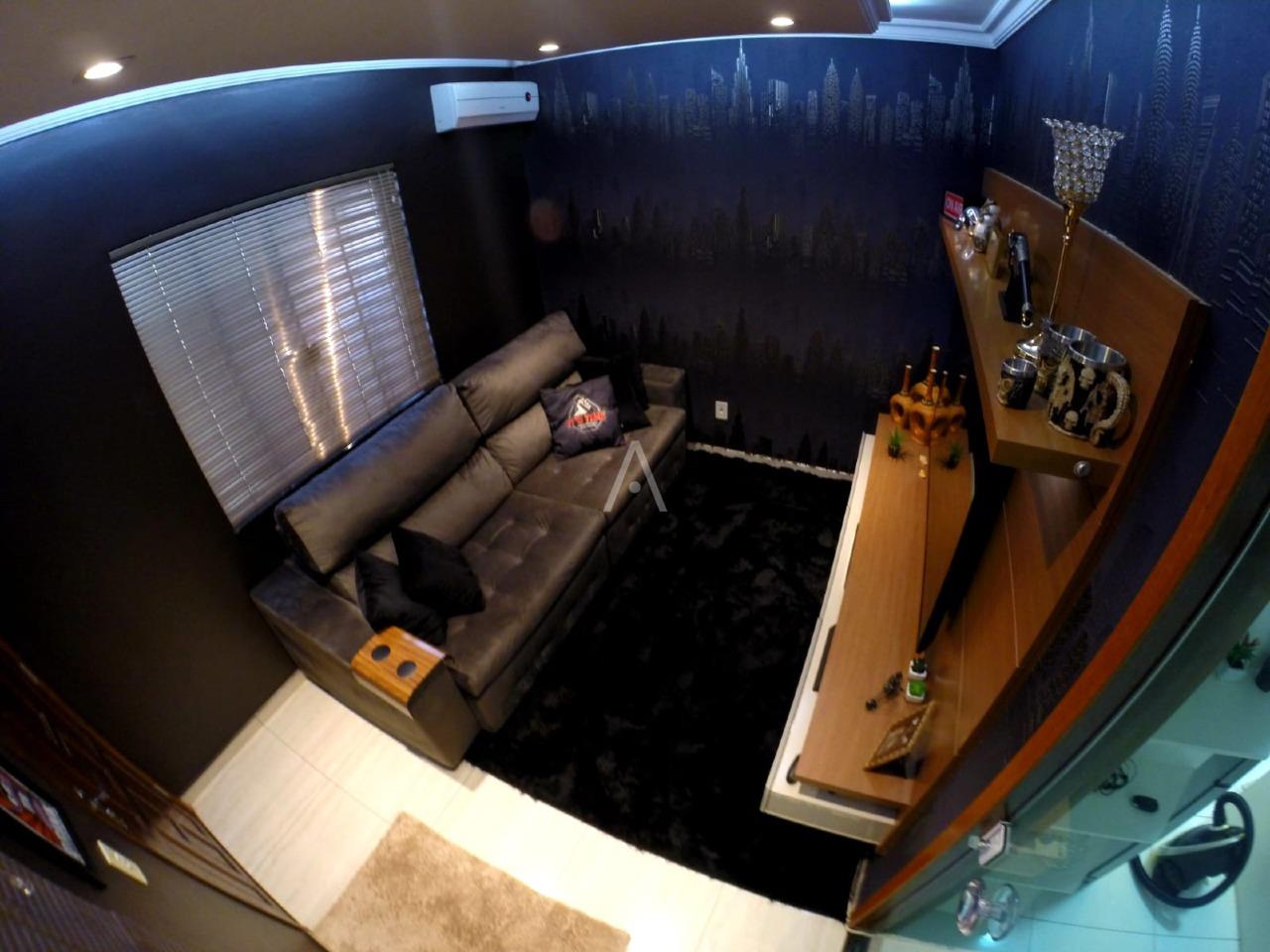 Casa Residencial para à venda no Bairro ESMERALDA em CASCAVEL: