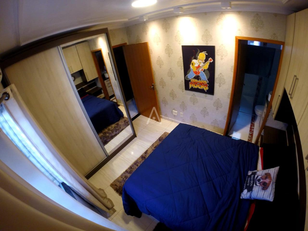 Casa Residencial para à venda no Bairro ESMERALDA em CASCAVEL: