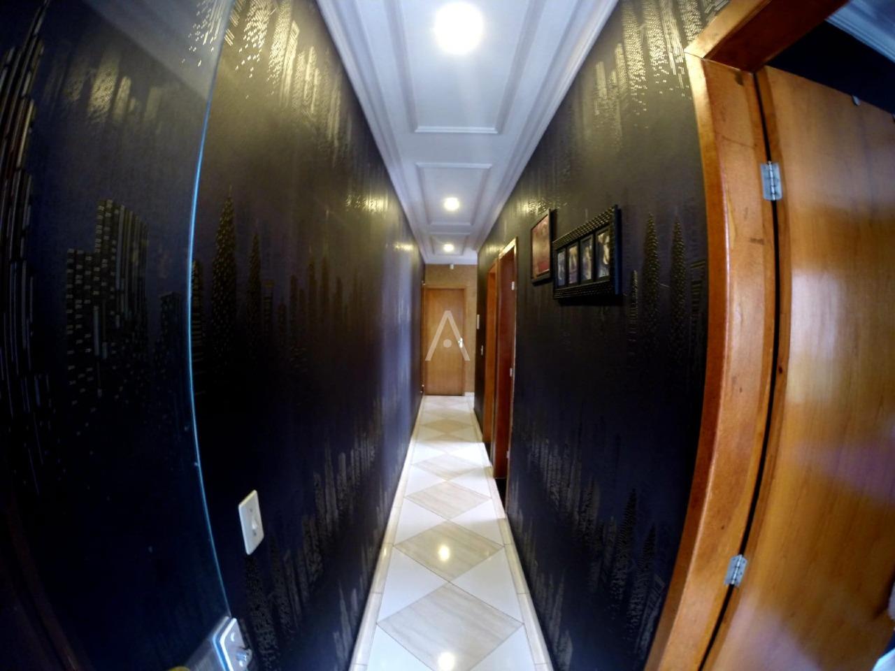 Casa Residencial para à venda no Bairro ESMERALDA em CASCAVEL: