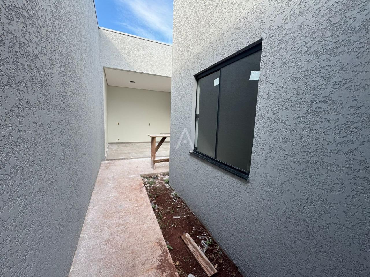Casa Residencial para à venda no Bairro JARDIM COOPAGRO em TOLEDO: 