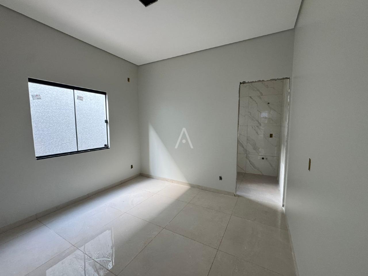 Casa Residencial para à venda no Bairro JARDIM COOPAGRO em TOLEDO: 