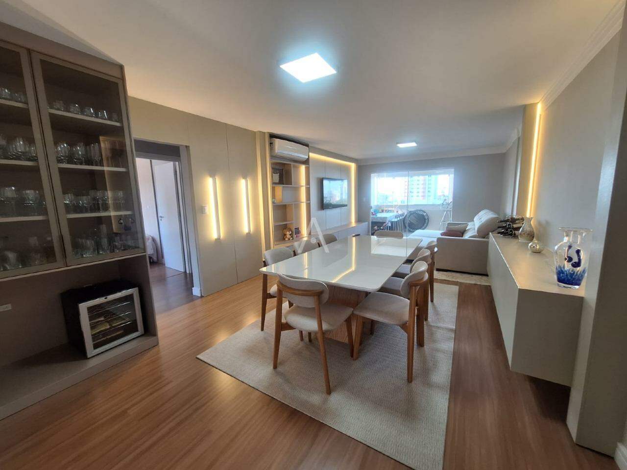 Apartamento para à venda no Bairro CENTRO em CASCAVEL: 