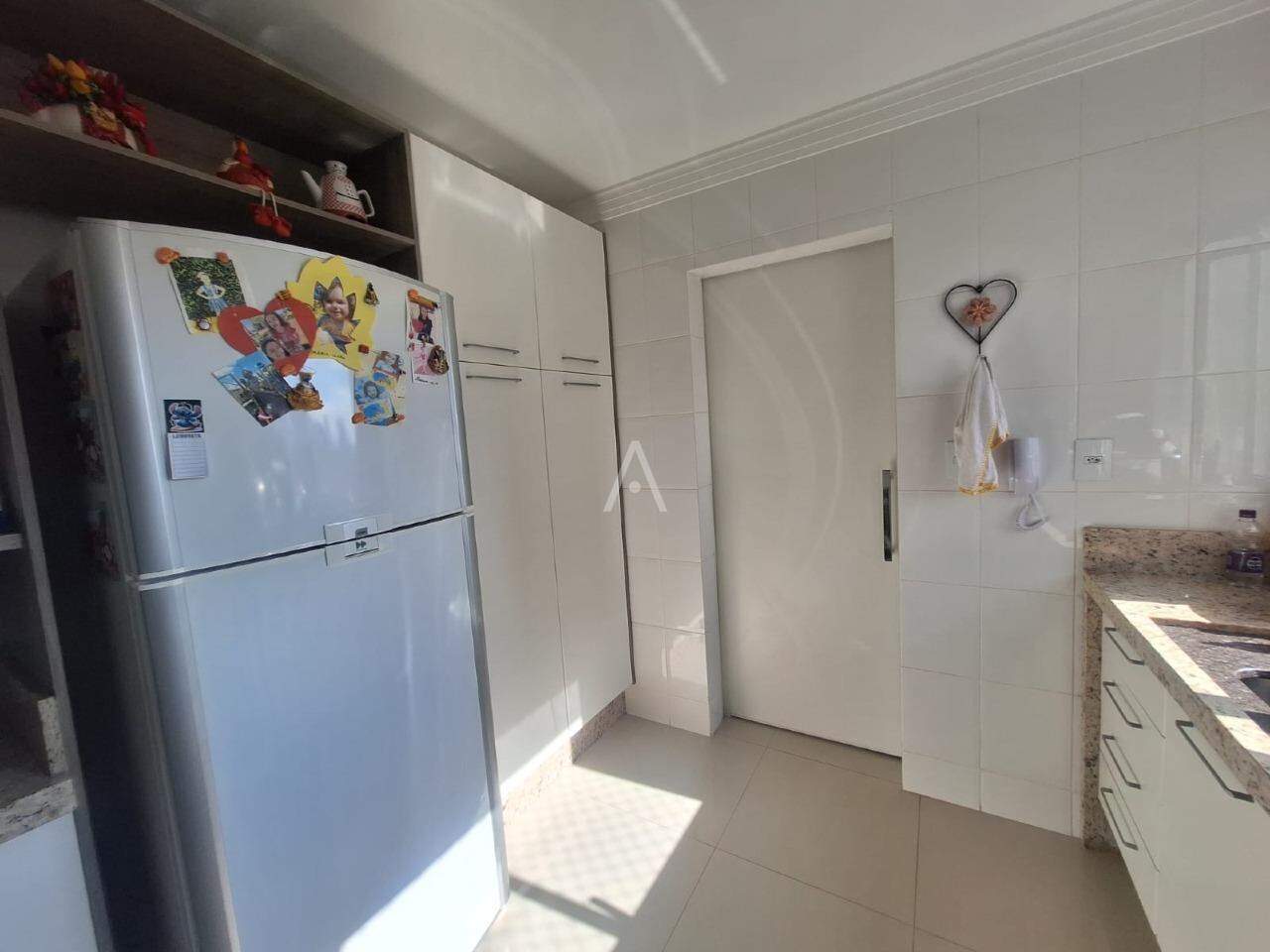 Apartamento para à venda no Bairro CENTRO em CASCAVEL: 