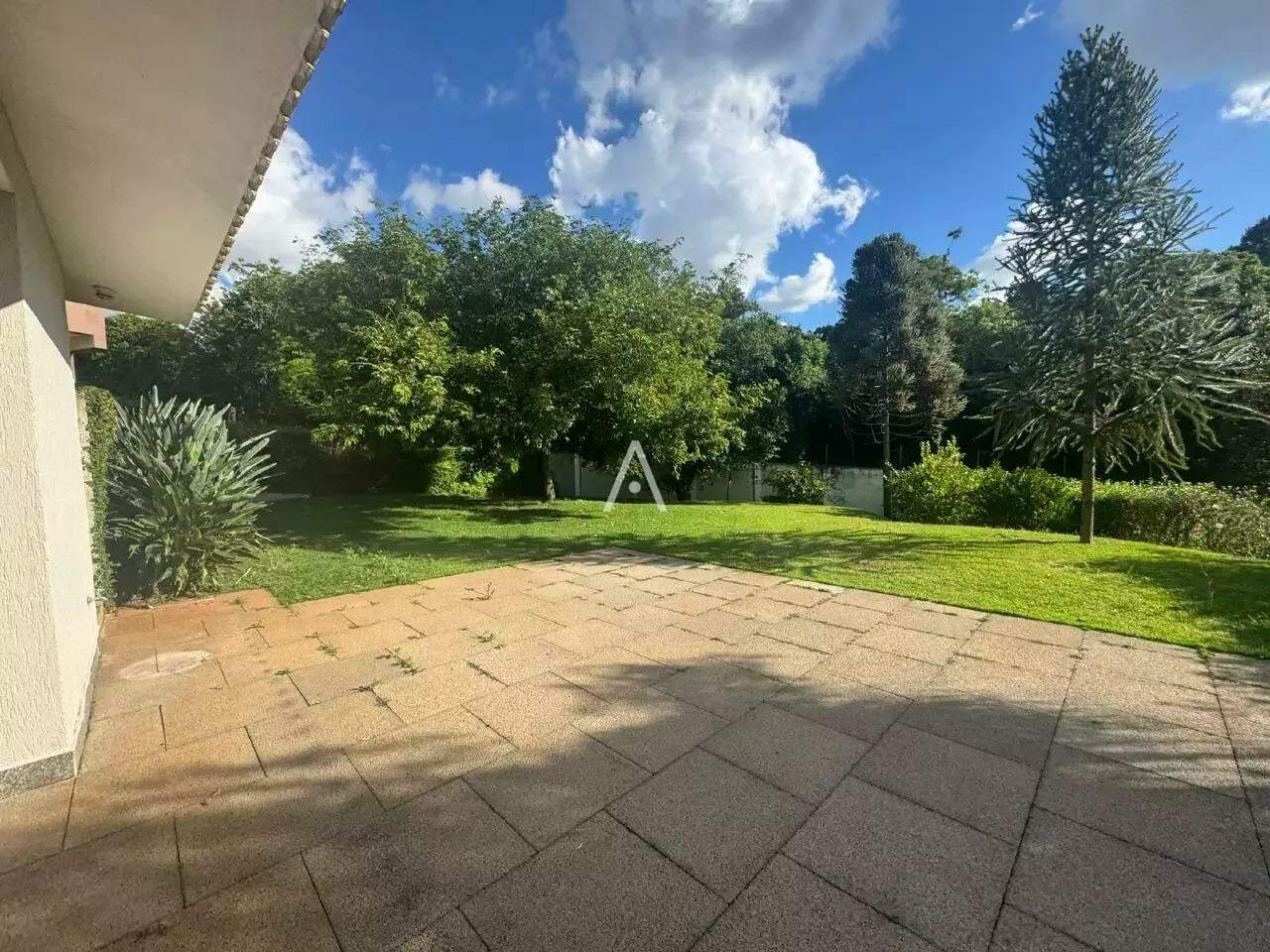 Sobrado para à venda no Bairro PACAEMBU em CASCAVEL: 