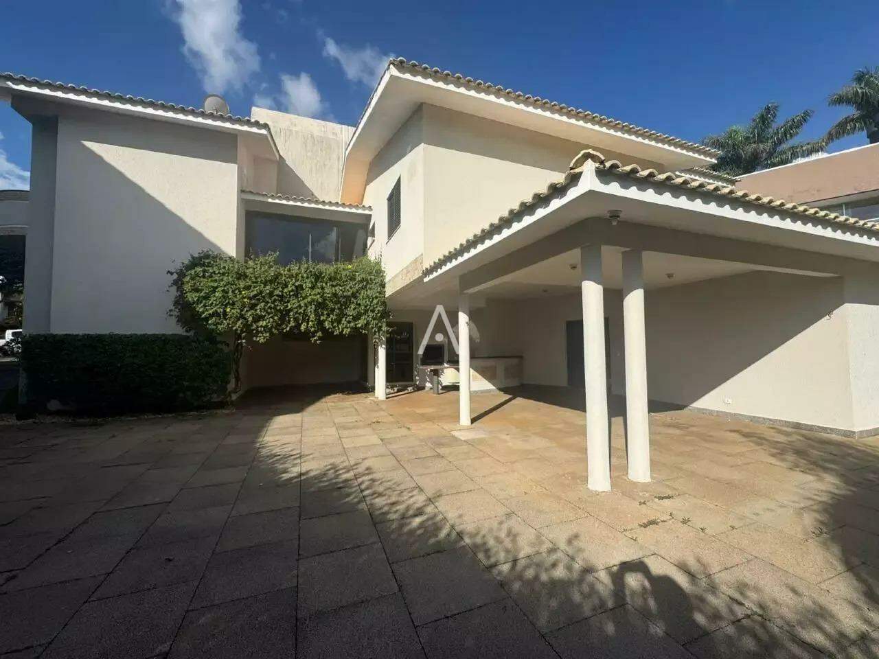 Sobrado para à venda no Bairro PACAEMBU em CASCAVEL: 